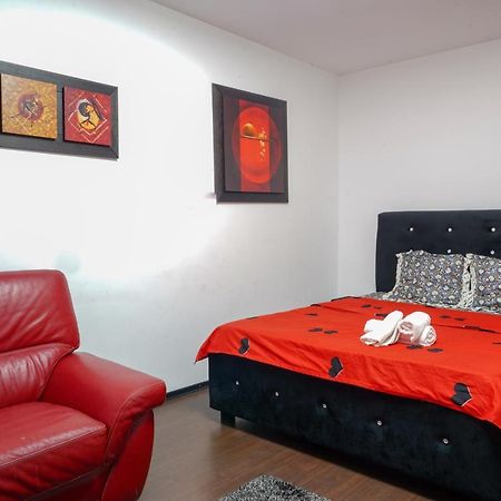 Sun Plaza Oasis With Self Check In And Fast Wifi Apartment Bucureşti Exterior foto
